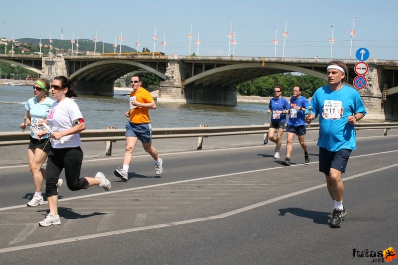 K&H Olimpiai Maraton és félmaraton váltó futás Budapest képek 1. fotók maraton_0976.jpg maraton_0976.jpg
