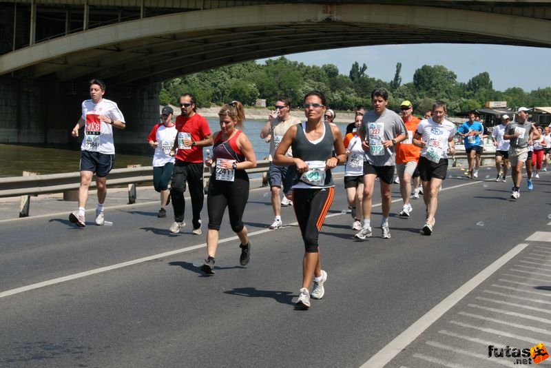 K&H Olimpiai Maraton és félmaraton váltó futás Budapest képek 1. fotók maraton_0982.jpg maraton_0982.jpg