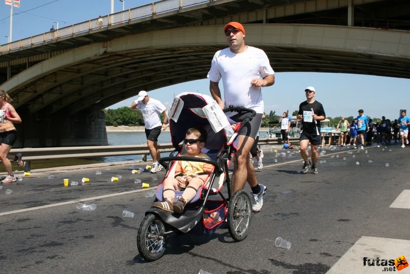 K&H Olimpiai Maraton és félmaraton váltó futás Budapest képek 1. fotók maraton_0991.jpg maraton_0991.jpg