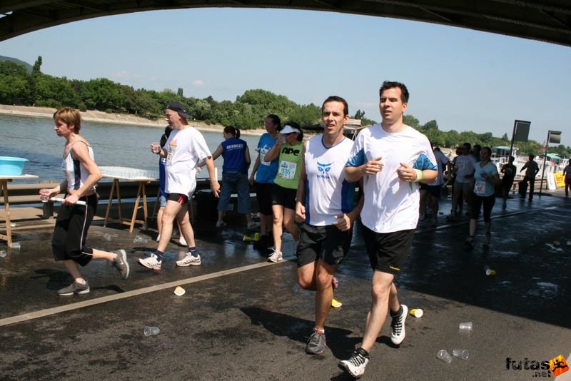 K&H Olimpiai Maraton és félmaraton váltó futás Budapest képek 1. fotók maraton_0994.jpg maraton_0994.jpg