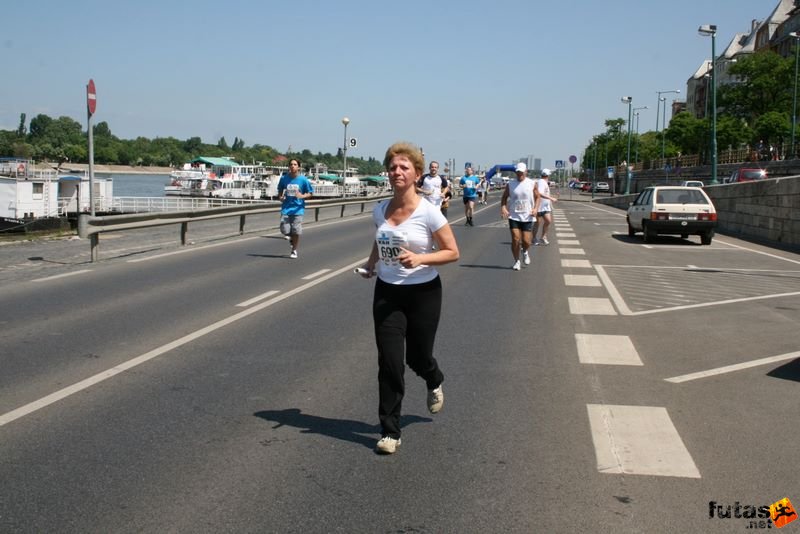 K&H Olimpiai Maraton és félmaraton váltó futás Budapest képek 1. fotók maraton_1012.jpg maraton_1012.jpg