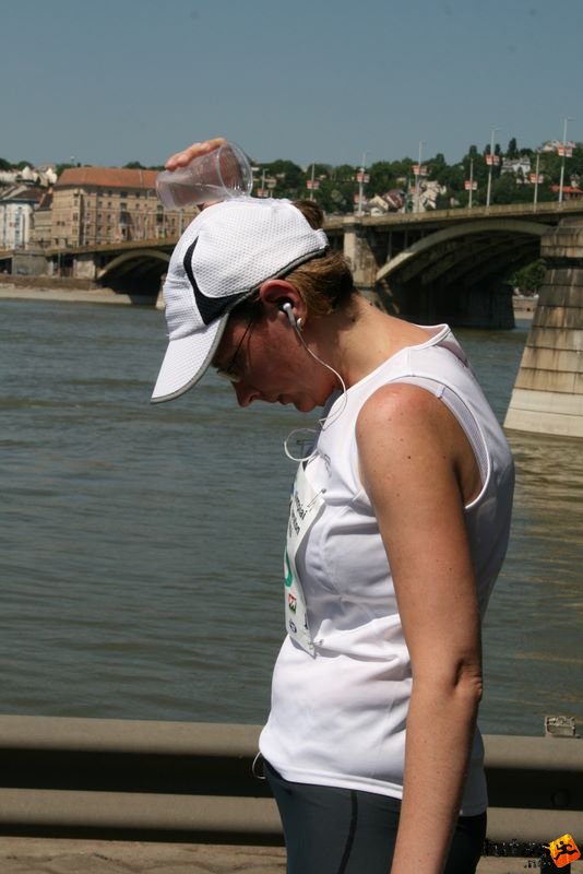 K&H Olimpiai Maraton és félmaraton váltó futás Budapest képek 1. fotók maraton_1023.jpg maraton_1023.jpg