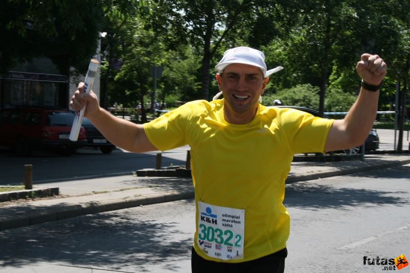 K&H Olimpiai Maraton és félmaraton váltó futás Budapest képek 1. fotók maraton_1048.jpg maraton_1048.jpg