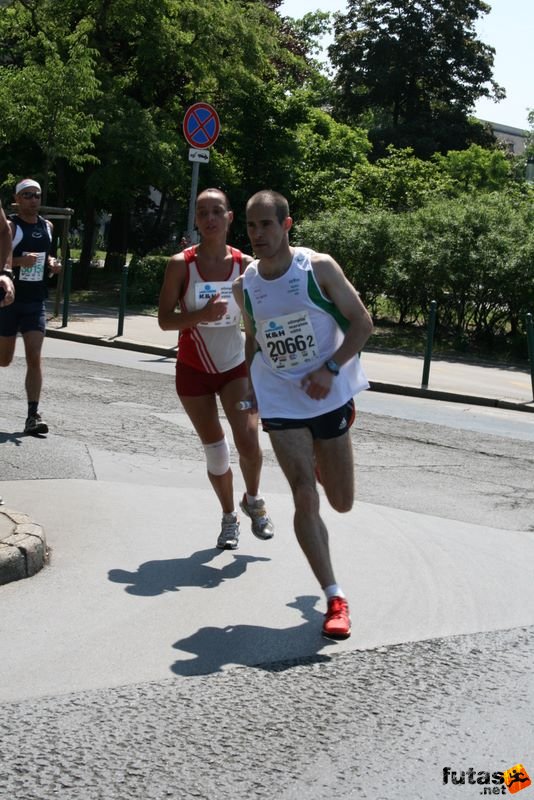 K&H Olimpiai Maraton és félmaraton váltó futás Budapest képek 1. fotók maraton_1051.jpg maraton_1051.jpg
