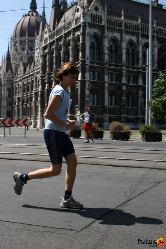 K&H Olimpiai Maraton és félmaraton váltó futás Budapest képek 1. fotók maraton_1068.jpg maraton_1068.jpg
