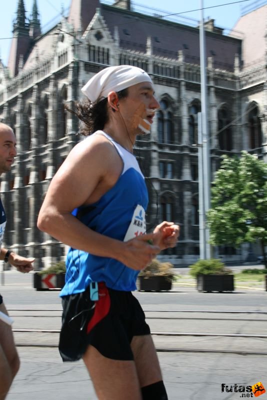 K&H Olimpiai Maraton és félmaraton váltó futás Budapest képek 1. fotók maraton_1074.jpg maraton_1074.jpg