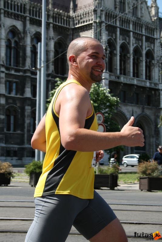 K&H Olimpiai Maraton és félmaraton váltó futás Budapest képek 1. fotók maraton_1076.jpg maraton_1076.jpg