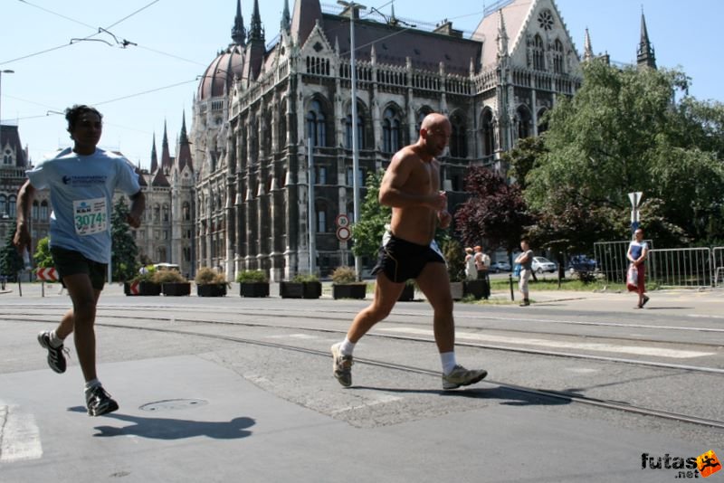 K&H Olimpiai Maraton és félmaraton váltó futás Budapest képek 1. fotók maraton_1079.jpg maraton_1079.jpg