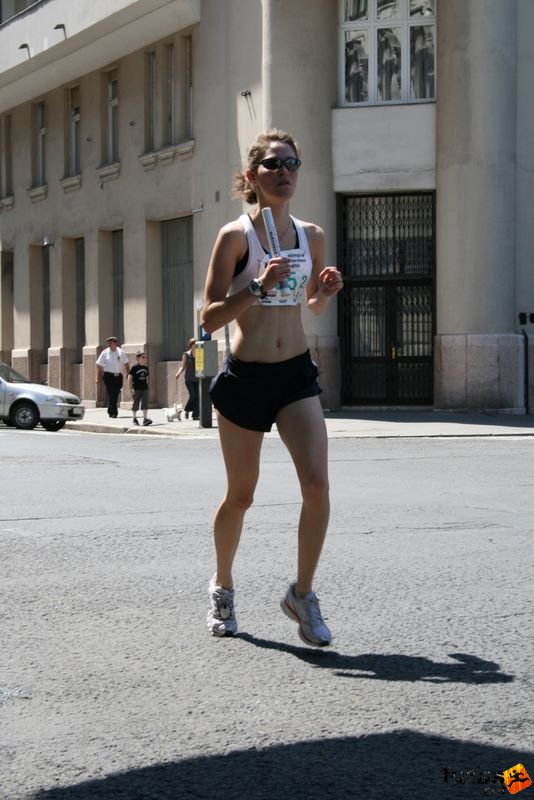 K&H Olimpiai Maraton és félmaraton váltó futás Budapest képek 2. fotók maraton_1145.jpg maraton_1145.jpg