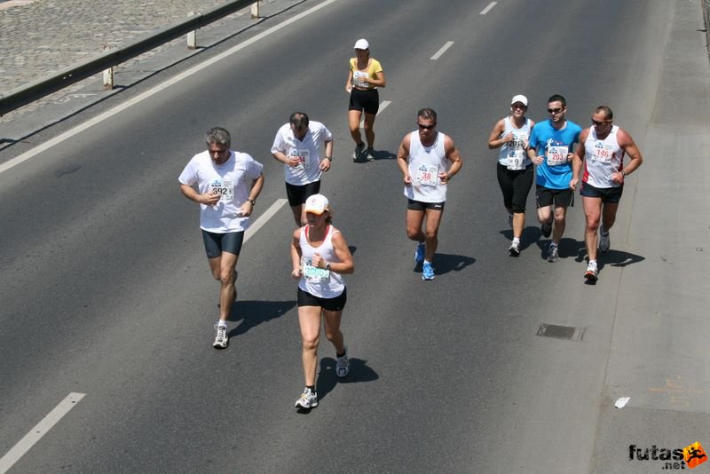 K&H Olimpiai Maraton és félmaraton váltó futás Budapest képek 3. fotók maraton_1407.jpg maraton_1407.jpg