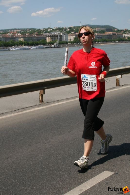 K&H Olimpiai Maraton és félmaraton váltó futás Budapest képek 3. fotók maraton_1415.jpg maraton_1415.jpg