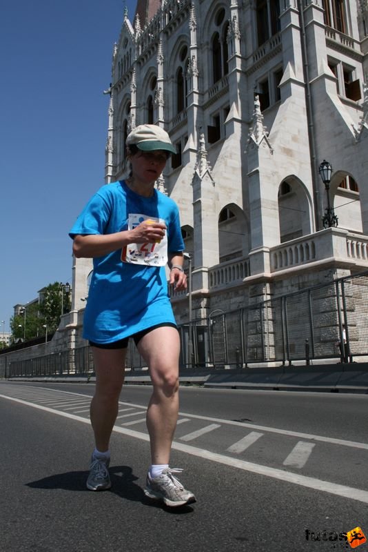 K&H Olimpiai Maraton és félmaraton váltó futás Budapest képek 3. fotók maraton_1428.jpg maraton_1428.jpg