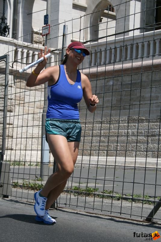 16. K&H Maraton és félmaraton váltó maraton_1514.jpg maraton_1514.jpg K&H Olimpiai Maraton és félmaraton váltó futás Budapest képek 4. fotók 2009 maraton_1514.jpg maraton_1514.jpg