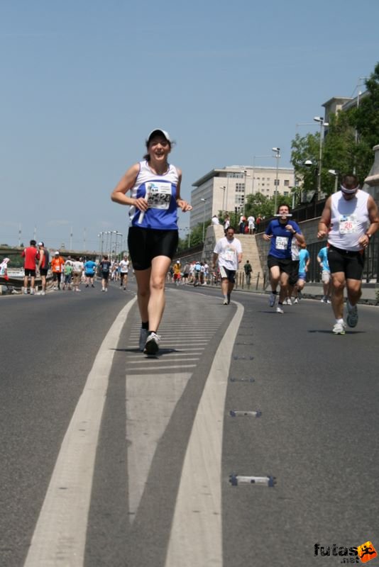 16. K&H Maraton és félmaraton váltó maraton_1533.jpg Icu K&H Olimpiai Maraton és félmaraton váltó futás Budapest képek 4. fotók 2009 maraton_1533.jpg Icu
