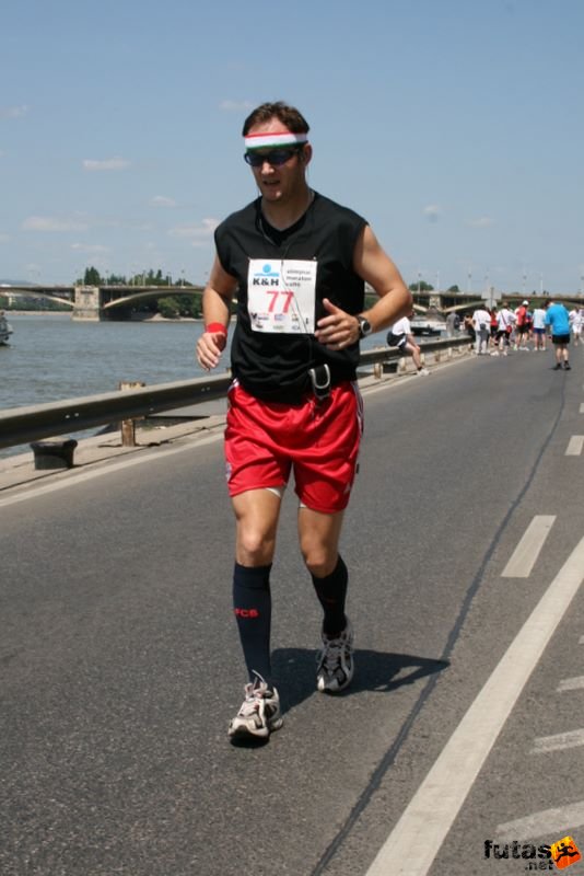16. K&H Maraton és félmaraton váltó maraton_1579.jpg maraton_1579.jpg K&H Olimpiai Maraton és félmaraton váltó futás Budapest képek 4. fotók 2009 maraton_1579.jpg maraton_1579.jpg