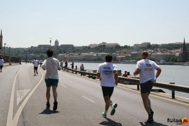 16. K&H Maraton és félmaraton váltó maraton_1610.jpg futás a rakparton K&H Olimpiai Maraton és félmaraton váltó futás Budapest képek 4. fotók 2009 maraton_1610.jpg futás a rakparton