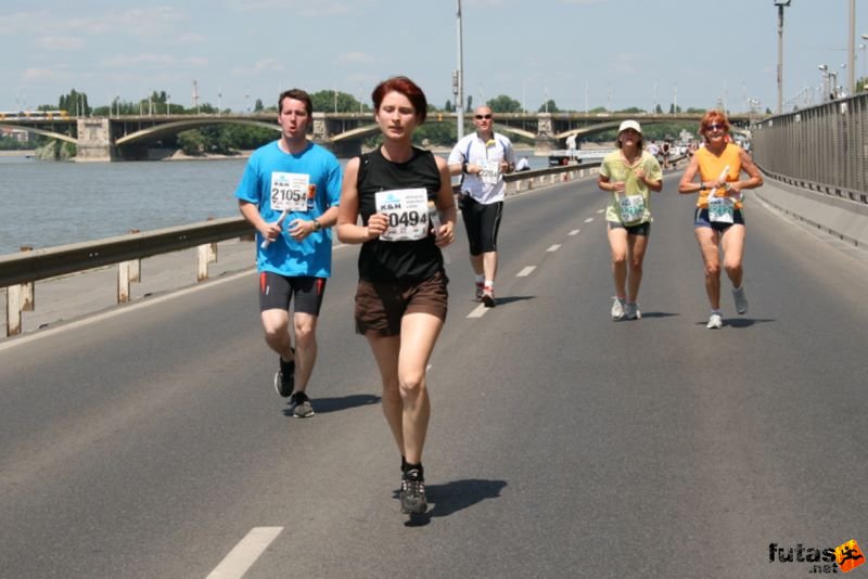 16. K&H Maraton és félmaraton váltó maraton_1622.jpg maraton_1622.jpg K&H Olimpiai Maraton és félmaraton váltó futás Budapest képek 4. fotók 2009 maraton_1622.jpg maraton_1622.jpg