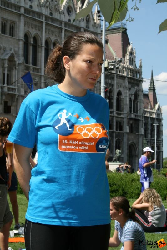 16. K&H Maraton és félmaraton váltó maraton_1678.jpg Chino K&H Olimpiai Maraton és félmaraton váltó futás Budapest képek 4. fotók 2009 maraton_1678.jpg Chino
