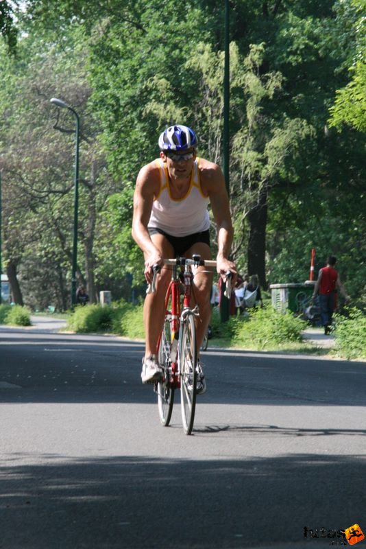 Margitszigeti Triatlon kerékpár margitszigeti triatlon kerekpározás 9746.jpg Boros Sándor