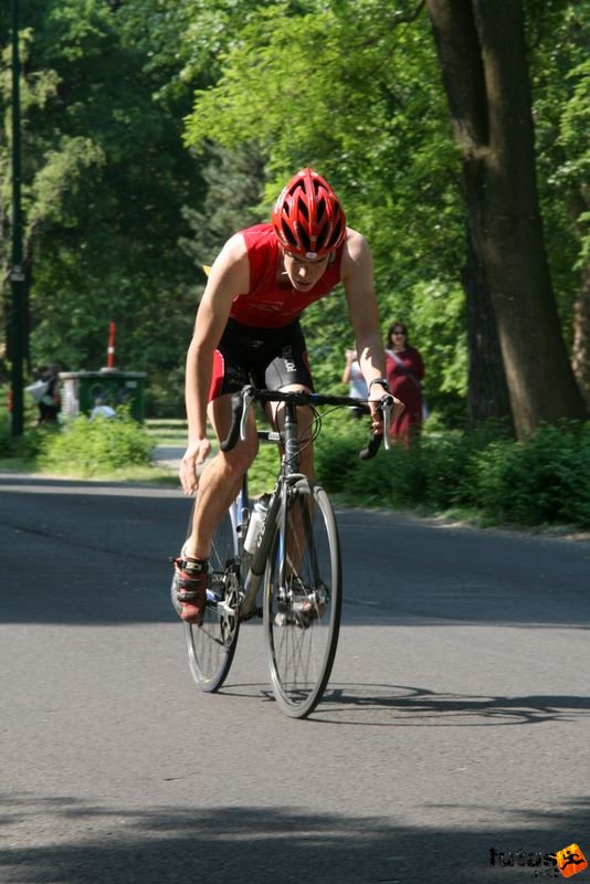 Margitszigeti Triatlon kerékpár margitszigeti triatlon kerekpározás 9749.jpg margitszigeti_triatlon_kerekparozas_9749.jpg