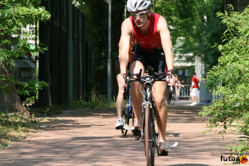 Margitszigeti Triatlon margitszigeti_triatlon_kerekparozas_9758.jpg margitszigeti_triatlon_kerekparozas_9758.jpg Margitszigeti Triatlon kerékpár margitszigeti triatlon kerekpározás 9758.jpg margitszigeti_triatlon_kerekparozas_9758.jpg