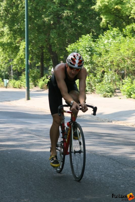 Margitszigeti Triatlon margitszigeti_triatlon_kerekparozas_9867.jpg margitszigeti_triatlon_kerekparozas_9867.jpg Margitszigeti Triatlon kerékpár margitszigeti triatlon kerekpározás 9867.jpg margitszigeti_triatlon_kerekparozas_9867.jpg