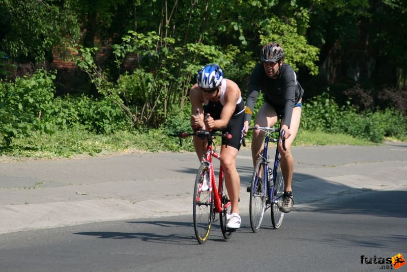 Margitszigeti Triatlon kerékpár margitszigeti triatlon kerekpározás 9874.jpg margitszigeti_triatlon_kerekparozas_9874.jpg