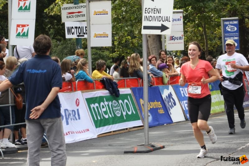 Nike félmaraton futás Budapest nike_halfmarathon_260.jpg nike_halfmarathon_260.jpg Nike félmaraton futás Budapest , Nike Half Marathon Budapest, nike_halfmarathon_260.jpg, nike_halfmarathon_260.jpg