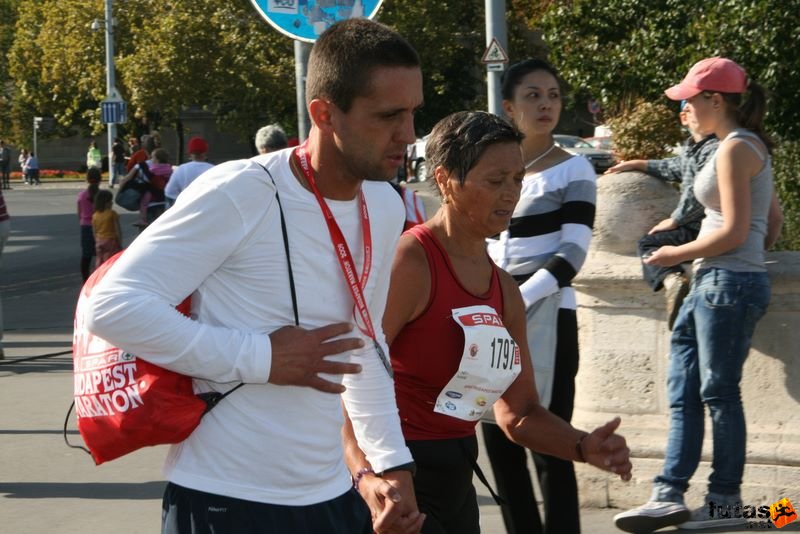 Spar Budapest Marathon 2009 Tarjányi Mária, Kiskunfélegyháza Spar Budapest Marathon in Hungary Spar Budapest Marathon finish 2009, Tarjányi Mária, Kiskunfélegyháza