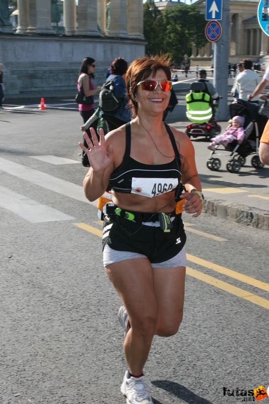 Spar Budapest Marathon 2009 Aline Gaillot Spar Budapest Marathon in Hungary Spar Budapest Marathon finish 2009, Aline Gaillot