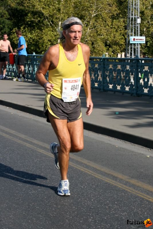 Spar Budapest Marathon 2009 Dorizon Didier Spar Budapest Marathon in Hungary Spar Budapest Marathon finish 2009, Dorizon Didier