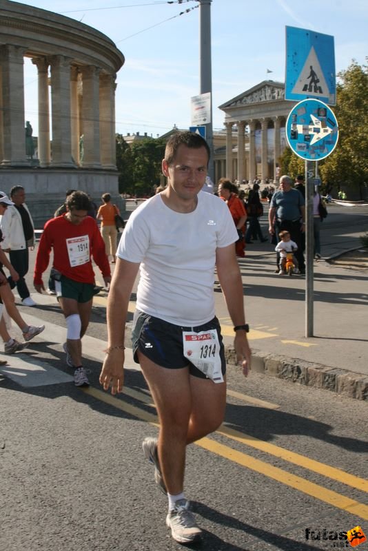 Spar Budapest Maraton 2009 Pető Attila, Futóbolondok SE Spar Budapest Maraton, Pető Attila, Futóbolondok SE