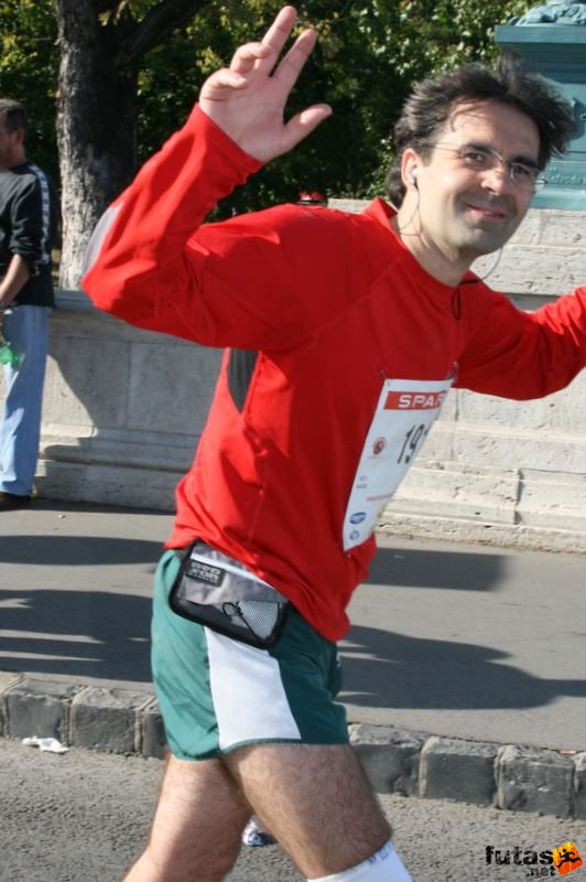 Spar Budapest Marathon 2009 spar_budapest_marathon_4745.jpg Spar Budapest Marathon in Hungary Spar Budapest Marathon finish 2009, spar_budapest_marathon_4745.jpg