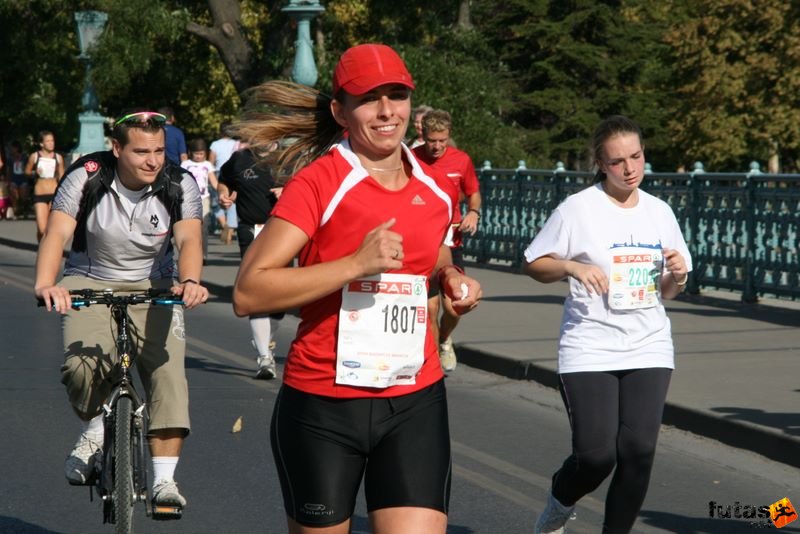 Spar Budapest Marathon 2009 Bialkó Ágnes Spar Budapest Marathon in Hungary Spar Budapest Marathon finish 2009, Bialkó Ágnes