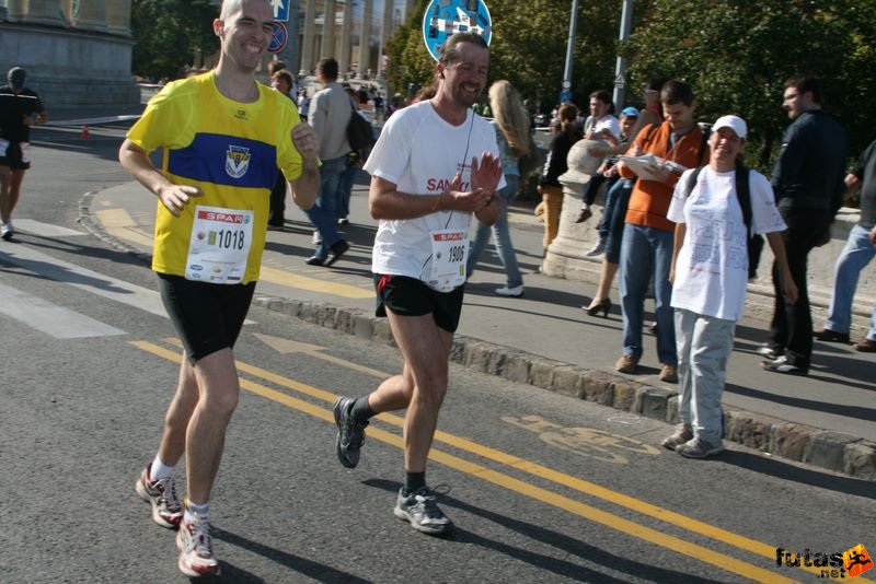 Spar Budapest Marathon 2009 Ádám , Sanyi Spar Budapest Marathon in Hungary Spar Budapest Marathon finish 2009, Ádám , Sanyi