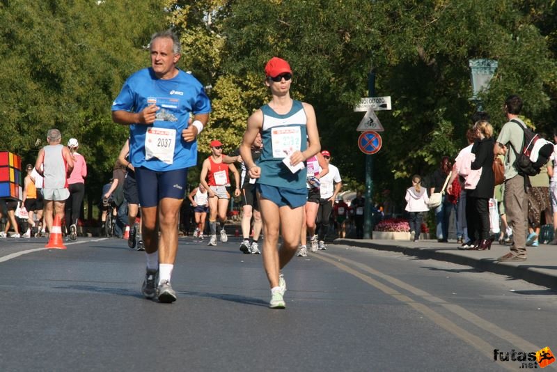 Spar Budapest Marathon 2009 Dobrocsi Nándor, Békéscsaba Spar Budapest Marathon in Hungary Spar Budapest Marathon finish 2009, Dobrocsi Nándor, Békéscsaba