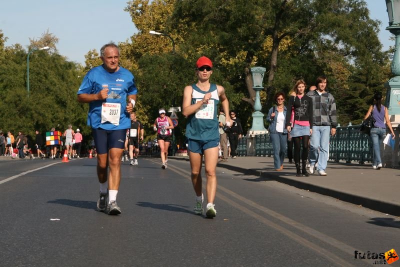 Spar Budapest Marathon 2009 Dobrocsi Nándor, Békéscsaba Spar Budapest Marathon in Hungary Spar Budapest Marathon finish 2009, Dobrocsi Nándor, Békéscsaba