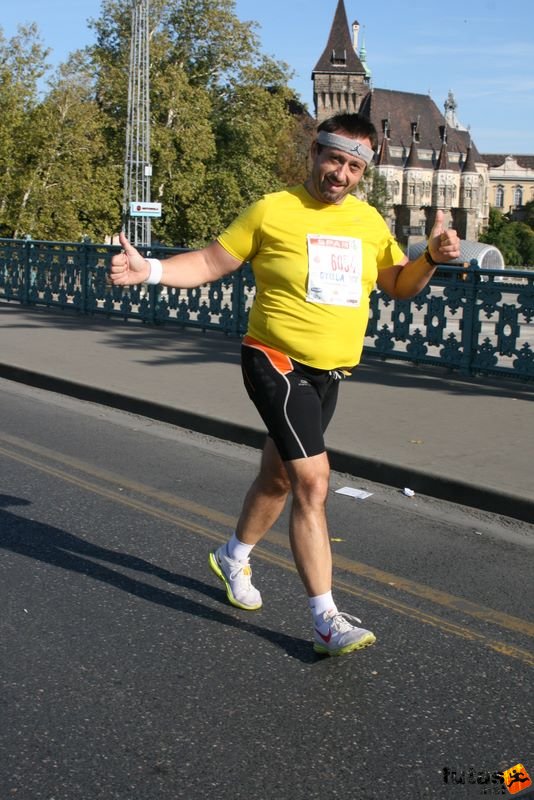 Spar Budapest Marathon 2009 Veres Ottó Spar Budapest Marathon in Hungary Spar Budapest Marathon finish 2009, Veres Ottó