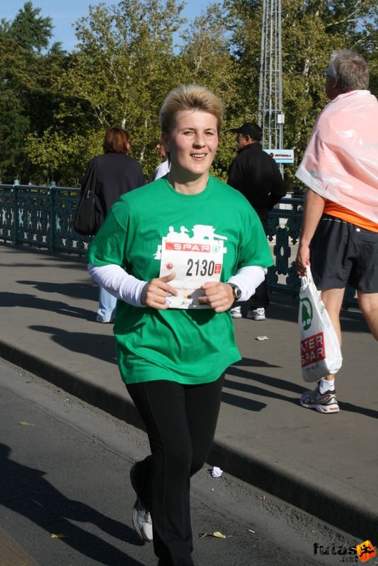 Spar Budapest Marathon 2009 Vedrédiné Balla Éva Spar Budapest Marathon in Hungary Spar Budapest Marathon finish 2009, Vedrédiné Balla Éva