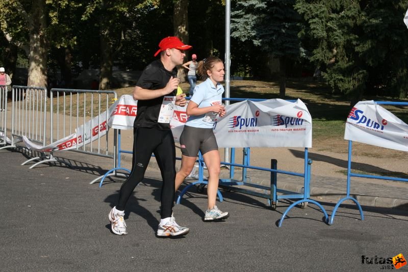 Spar Budapest Marathon 2009 spar_budapest_marathon_4861.jpg Spar Budapest Marathon in Hungary Spar Budapest Marathon finish 2009, spar_budapest_marathon_4861.jpg