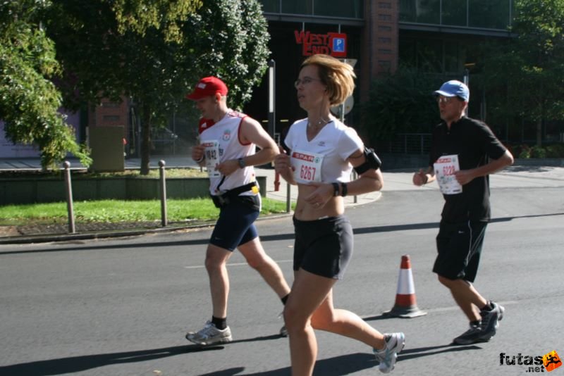 Spar Budapest Maraton 2009 Adamkovich Nóra dr., Spar Budapest Marathon, Run in Hungary Spar Budapest Marathon Hungary 2009, Adamkovich Nóra dr.,
