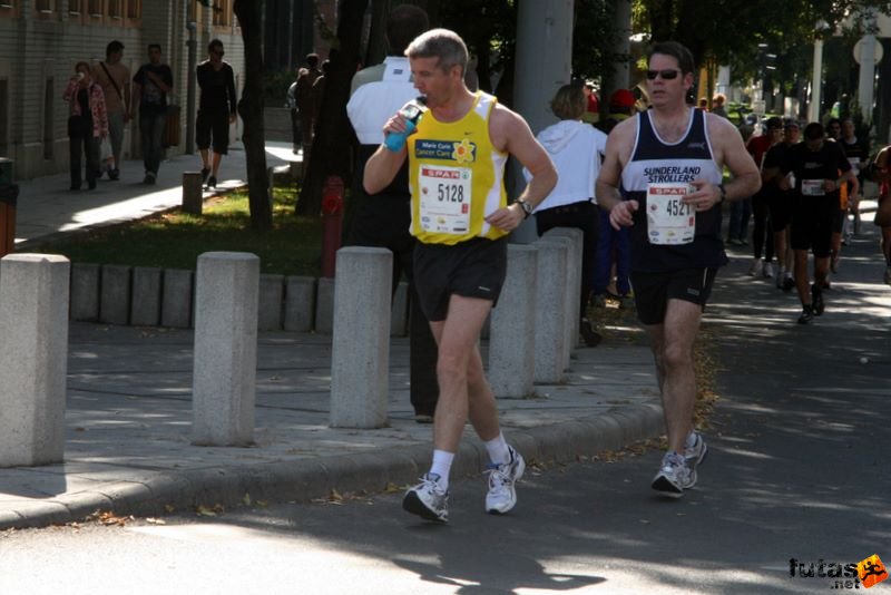 Spar Budapest Maraton 2009 Cassidy Mark Ireland Ashbourne, Kisler Jonathan UK , Sunderland Strollers Spar Budapest Marathon, Run in Hungary Spar Budapest Marathon Hungary 2009, Cassidy Mark Ireland Ashbourne, Kisler Jonathan UK , Sunderland Strollers
