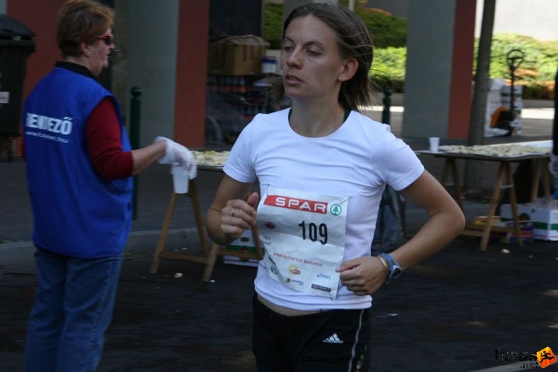 Spar Budapest Maraton 2009 Bartha Edit, Békéscsabai AC Spar Budapest Marathon, Run in Hungary Spar Budapest Marathon Hungary 2009, Bartha Edit, Békéscsabai AC