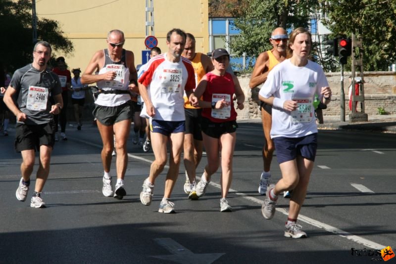 Spar Budapest Maraton 2009 spar_budapest_marathon_4220.jpg Spar Budapest Marathon, Run in Hungary Spar Budapest Marathon Hungary 2009, spar_budapest_marathon_4220.jpg