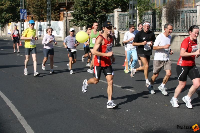Spar Budapest Maraton 2009 spar_budapest_marathon_4240.jpg Spar Budapest Marathon, Run in Hungary Spar Budapest Marathon Hungary 2009, spar_budapest_marathon_4240.jpg