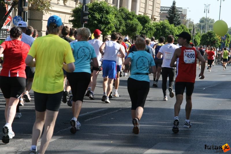 Spar Budapest Maraton 2009 spar_budapest_marathon_4242.jpg Spar Budapest Marathon, Run in Hungary Spar Budapest Marathon Hungary 2009, spar_budapest_marathon_4242.jpg