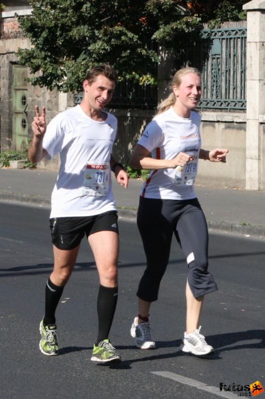 Spar Budapest Maraton 2009 spar_budapest_marathon_4260.jpg Spar Budapest Marathon, Run in Hungary Spar Budapest Marathon Hungary 2009, spar_budapest_marathon_4260.jpg