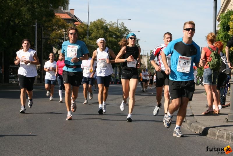 Spar Budapest Maraton 2009 Kun Álmos Abigél Spar Budapest Marathon, Run in Hungary Spar Budapest Marathon Hungary 2009, Kun Álmos Abigél