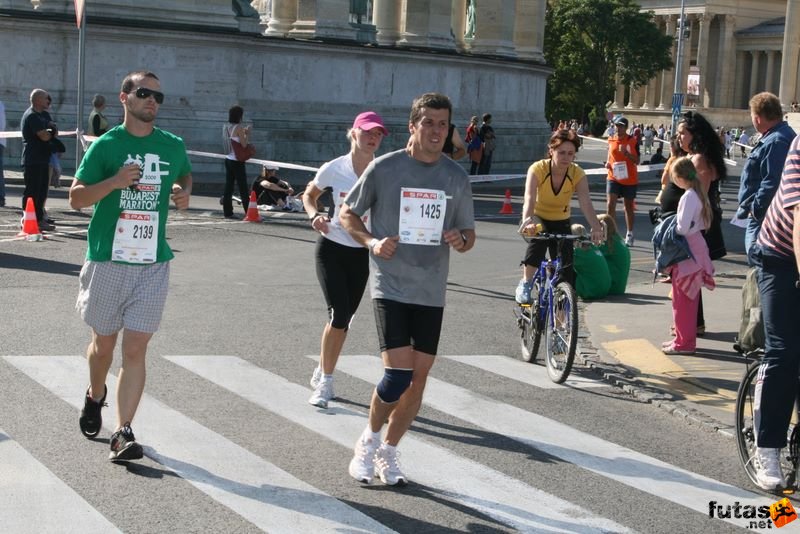 Spar Budapest Maraton futás 2009 spar_budapest_marathon_4518.jpg Spar Budapest Maraton futás 2009, spar_budapest_marathon_4518.jpg
