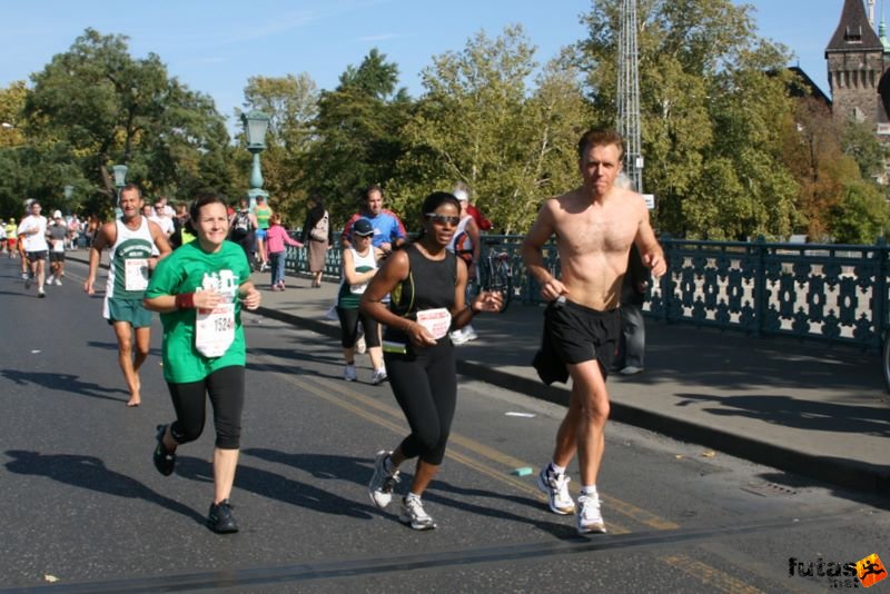 Spar Budapest Maraton futás 2009 Szaszkó Zita, Somaya Soudjatta - Maisons-Alfort Spar Budapest Maraton futás 2009, Szaszkó Zita, Somaya Soudjatta - Maisons-Alfort
